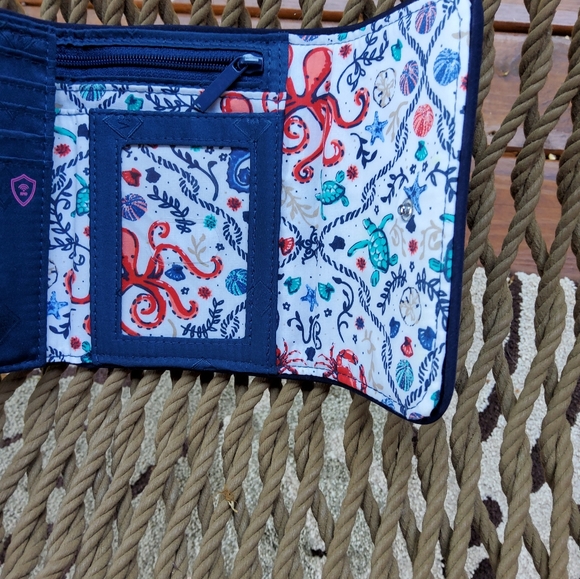 Vera Bradley Sea Horse of Course Riley Wallet - Picture 12 of 16